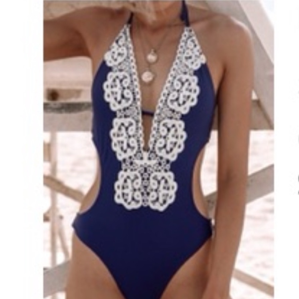 🦋Host Pick🦋 NWT CUPSHE swimsuit
